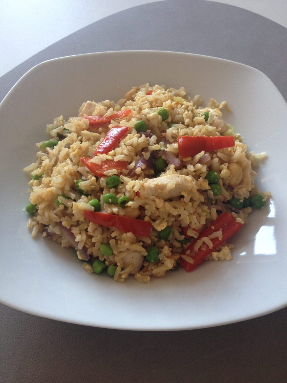 fried rice med kylling - mine-madopskrifter.dk